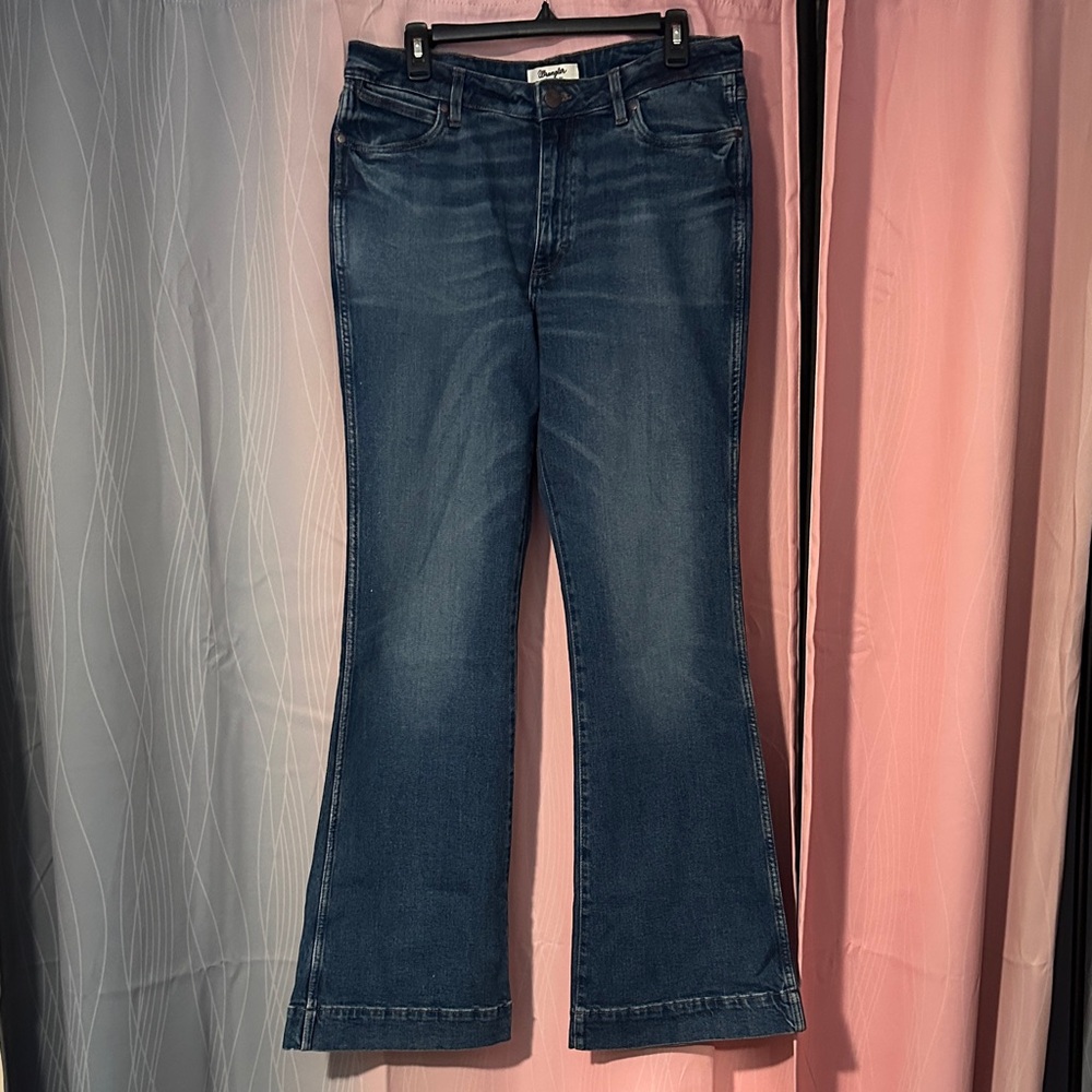 Wrangler Women’s Dark Blue Flare Jeans 31x34